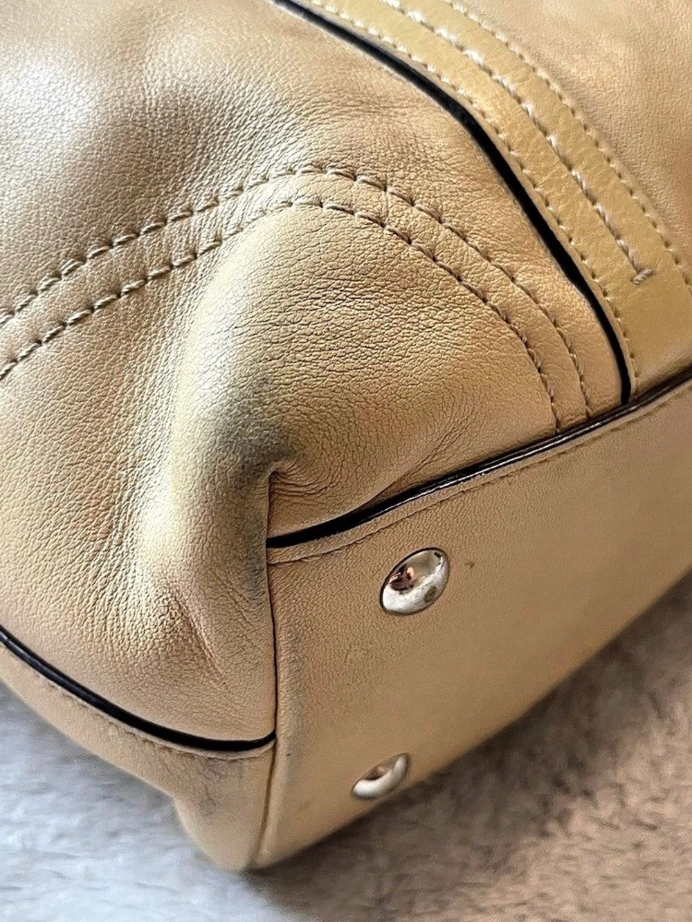 Coach Legacy East West Gallery Tote Beige Leather Bag - Picture 13 of 13